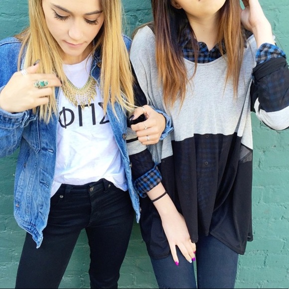 Emma & Sam Mesh Mixed Top - Picture 2 of 3